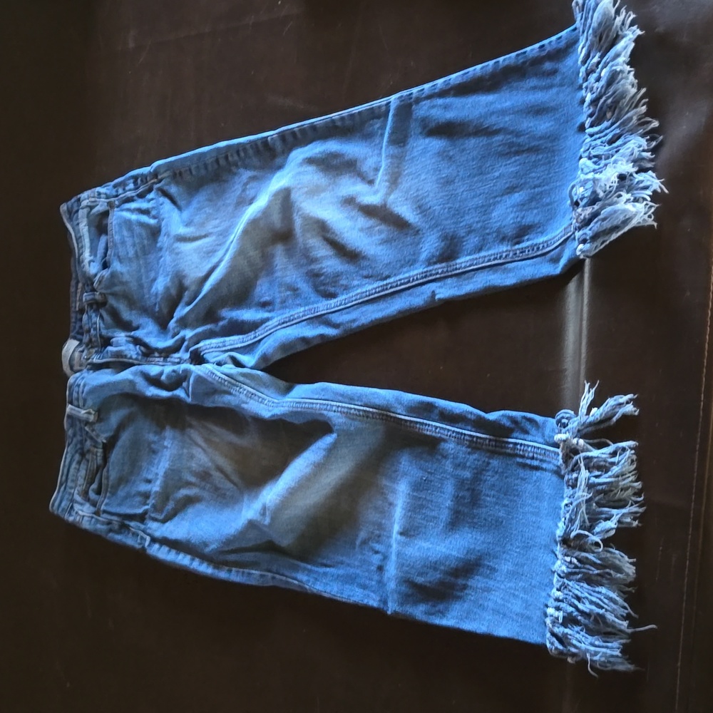 Judy BLUE fringed cropped